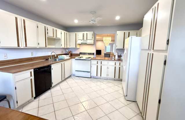 5242 PRIVET Place Gallery 4