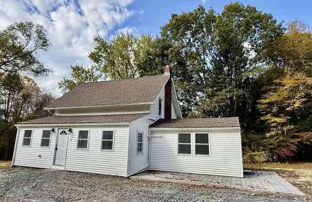 28 N Pond Road Gallery 2