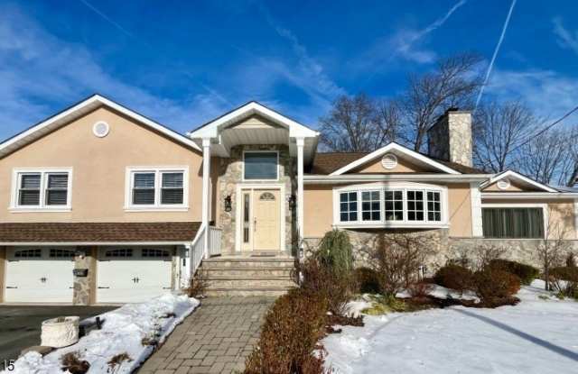 126 Mckinley Ave photos photos