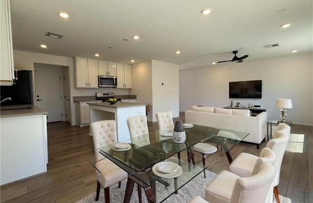 5299 Barcola Avenue Gallery 2
