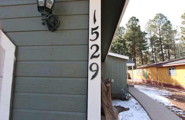 3-Bedroom Home with Open Yard photos photos