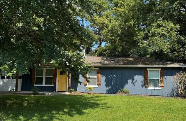 902 Danmann Circle Gallery 2