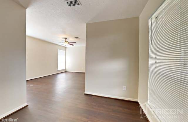 7022 Sandy Knolls Drive Gallery 3