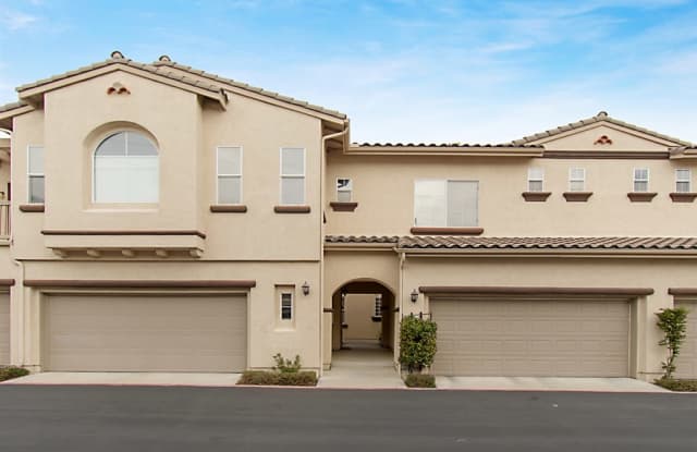 10645 Wexford St - 10645 Wexford Street, San Diego, CA 92131