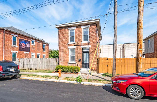 EAST FRANKLINTON ARTIST DISTRICT! SUNNY NEWLY RENOVATED HOME on DOUBLE LOT photos photos