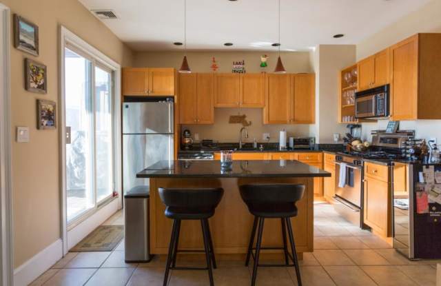 467 East 8th St. photos photos