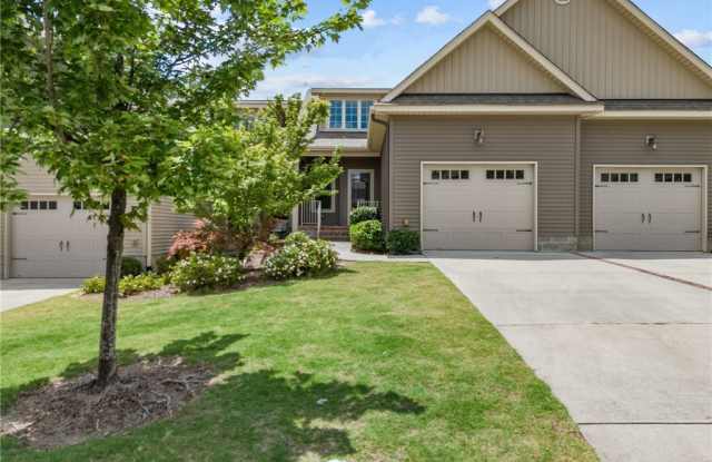 118 Cypress Circle - 118 Cypress Circle, Southern Pines, NC 28387