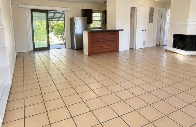 1ST MONTH FREE RENT 3 Bed 2 Bath Home | Pet Friendly with Large Fenced Yard | Washer Dryer Hook Ups | Section 8 Welcome Gallery 1