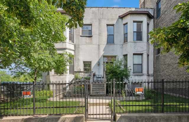 828 W Dakin Street photos photos