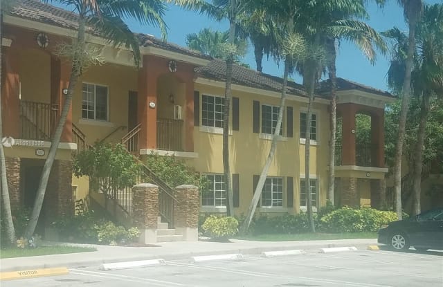 970 NE 33rd Ter - 970 Northeast 33rd Terrace, Homestead, FL 33033