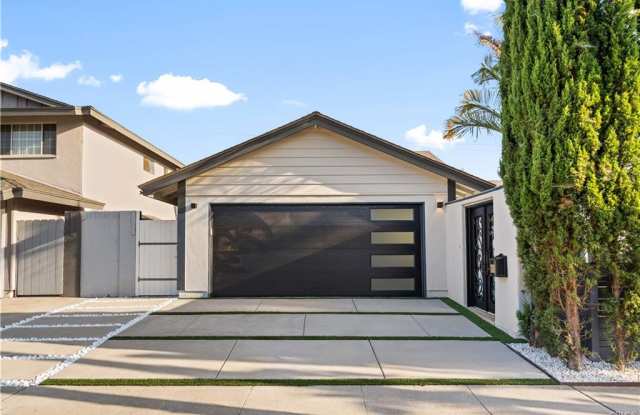 553 Sturgeon Drive - 553 Sturgeon Drive, Costa Mesa, CA 92626