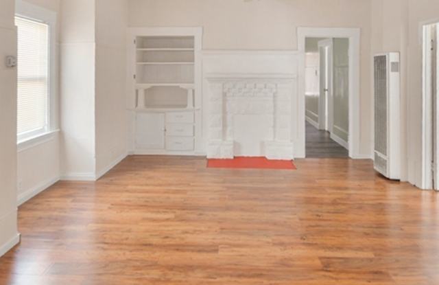 Charming 3 bedroom 1  bath in Berkeley Gallery 1