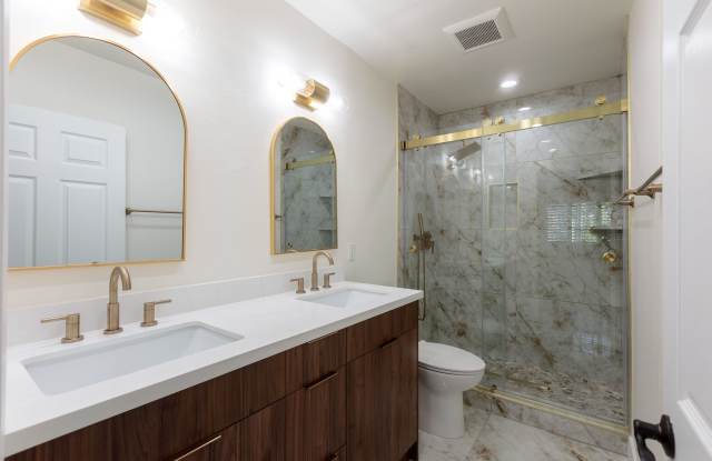 Elegant 3-Level Townhome with 2 Car Garage w Move-In Special!  photos photos