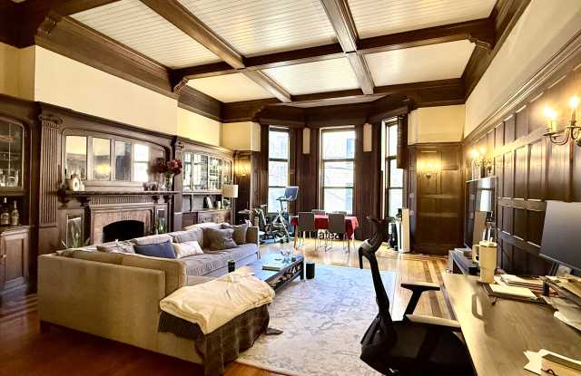 317 Commonwealth Ave photos photos