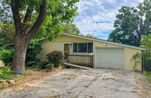 5803 N Highland Ave photos photos