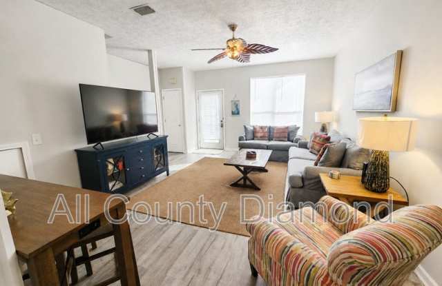5726 Beach Dr Gallery 2