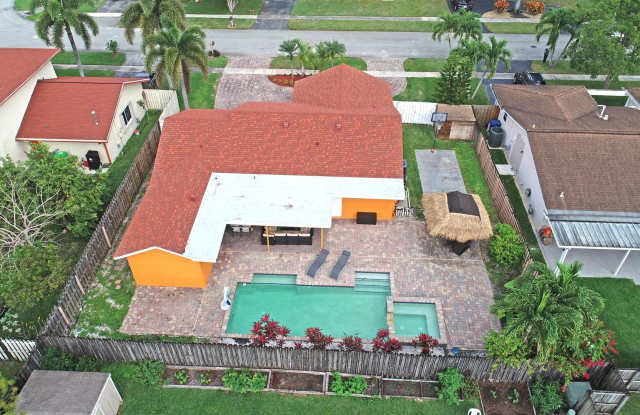 11910 NW 38TH PL SUNRISE, FL 33323 photos photos 11910 NW 38TH PL SUNRISE, FL 33323 photos photos