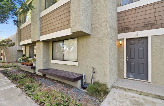 Rehabbed Newport Beach Townhome photos photos