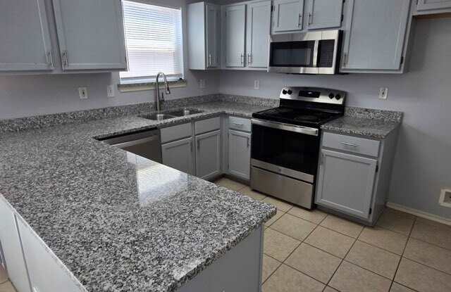 626 LIMESTONE FLT Gallery 4