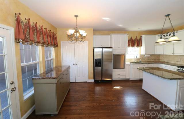 7710 Ninth Fairway Lane Gallery 4