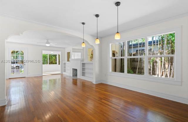 2521 Inagua Ave Gallery 3