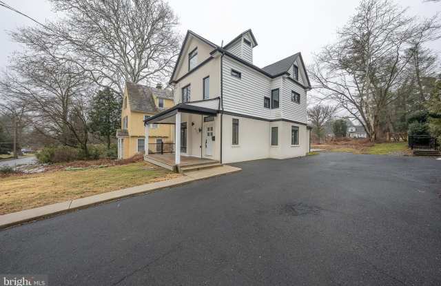 622 SPRING Avenue photos photos