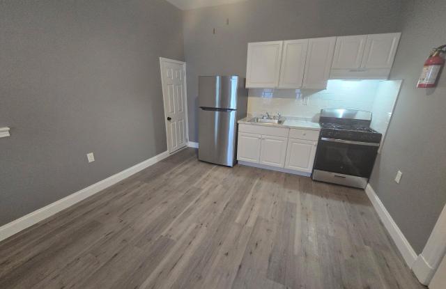 316 8th Avenue unit: 3 photos photos