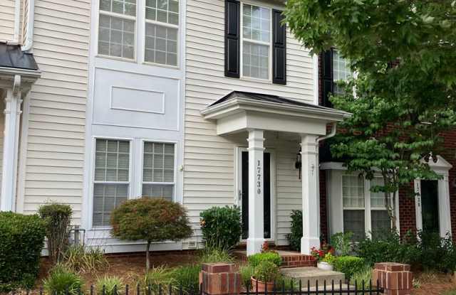 Beautiful 2/2.5 townhome in Cornelius photos photos