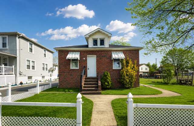 Three Bedroom Home in Middle River photos photos Three Bedroom Home in Middle River photos photos