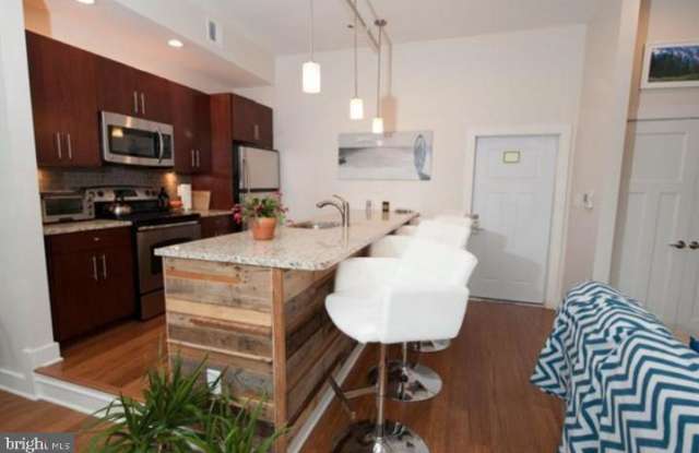 555 N LAWRENCE STREET - 555 N Lawrence St, Philadelphia, PA 19123