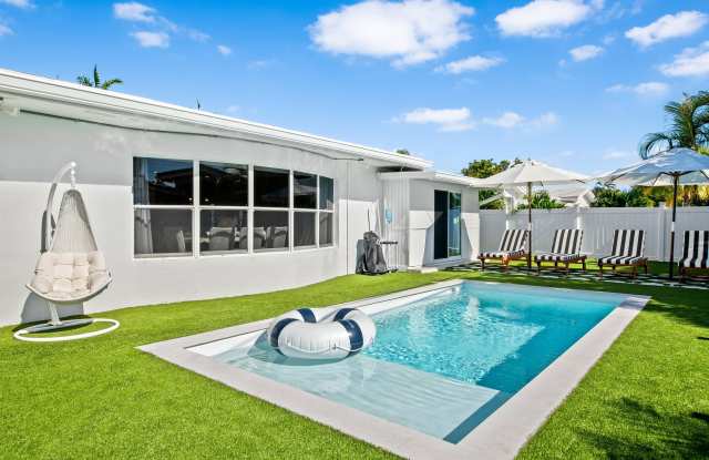 698 W Camino Real - 698 West Camino Real, Boca Raton, FL 33486