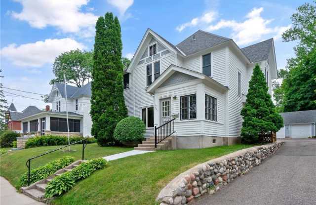 721 Olive St W photos photos 721 Olive St W photos photos