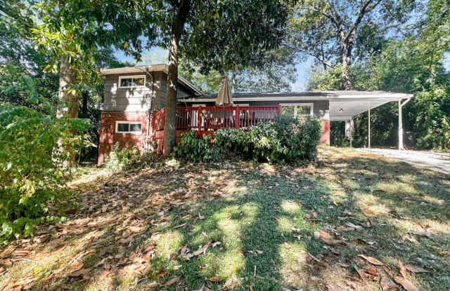 Charming 4BR 2BA w/ Covered Carport • In-Unit Laundry • Front Deck in Chamblee - 3068 Janice Court, Chamblee, GA 30341
