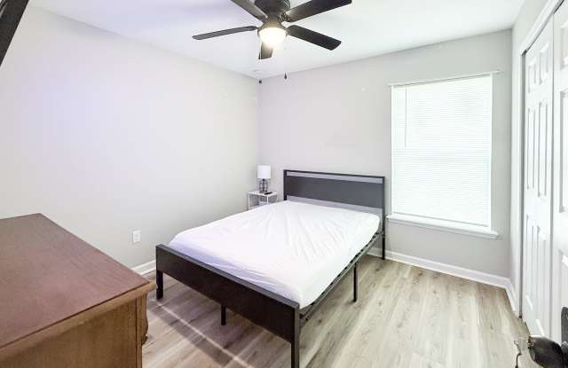 515 Old Spanish Trail - 2 photos photos