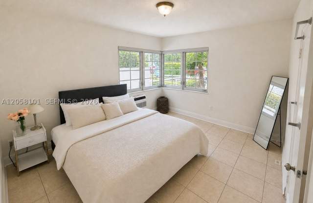 951 Jefferson Ave photos photos