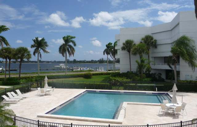 3701 S Flagler Drive Gallery 1