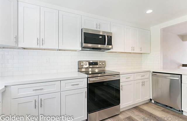 Beautiful condo with incredible views of the La costa Golf Course! Gallery 2