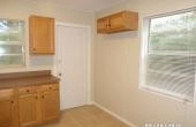 3423 Rockwood Drive Gallery 4