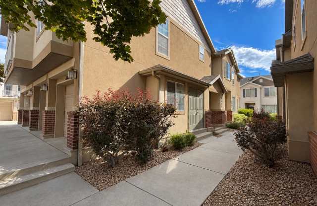 FIRST MONTH FREE!! 3-Bed, 2.5-Bath Townhome | Garage + Fenced Yard + Pool, Gym & Playground | West Jordan Gallery 3