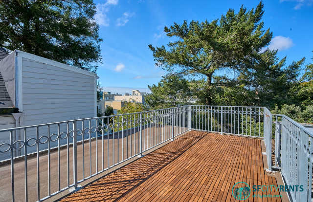 Anza Vista/Lone Mountain: Just Renovated Top Floor w/ Office  Private Deck near Rossi Park - 3156 Turk Boulevard, San Francisco, CA 94118