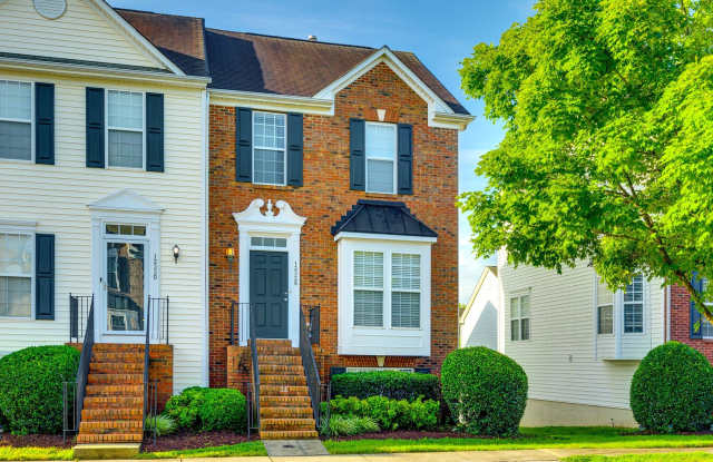 Fantastic Townhome in STEELE CREEK area! - 12326 Verdant Court, Charlotte, NC 28273