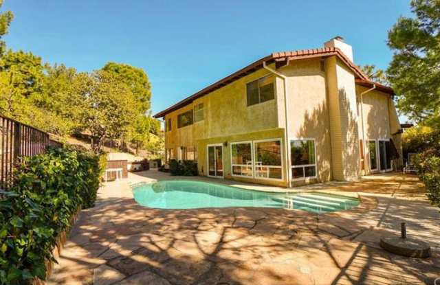 2571 Cordelia Road - 2571 Cordelia Road, Los Angeles, CA 90049