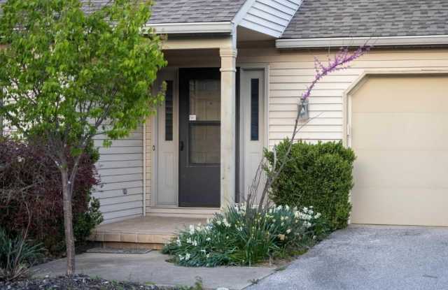 2202 E Cape Cod Drive photos photos