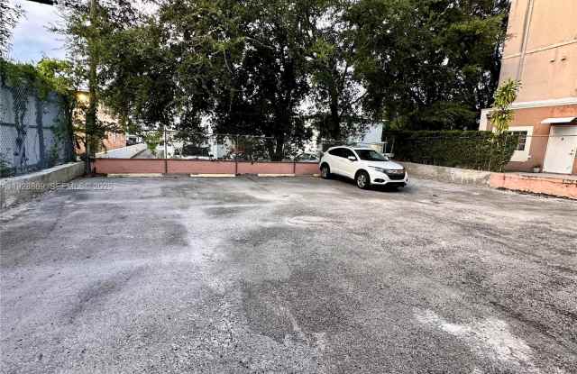 1629 Southwest 3rd Street photos photos