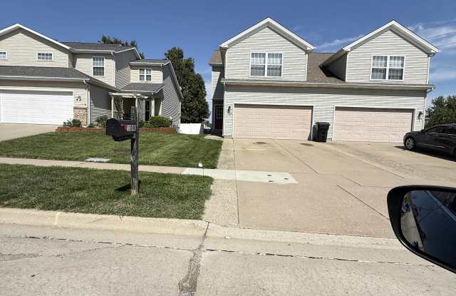 1100 Henry St photos photos