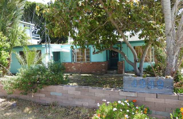 2Bed 2Bath, Huge yard, PB location photos photos