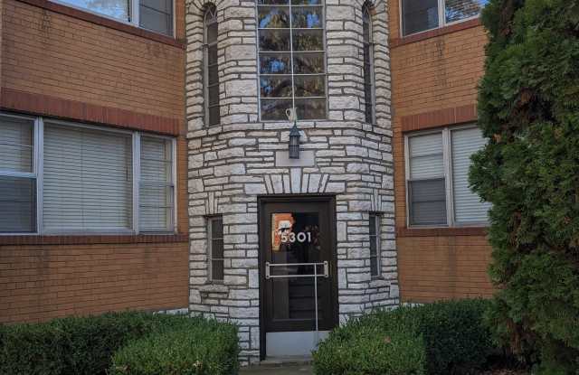 5301 Jamieson Ave photos photos