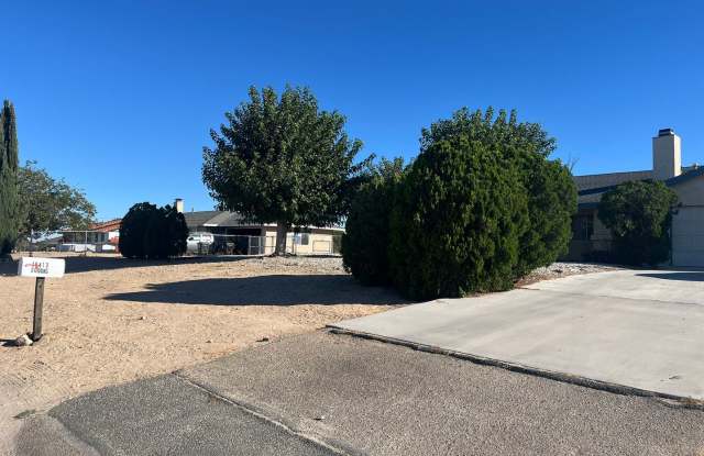 3 bedroom 2 bathroom Home in the City of Victorville! Gallery 3