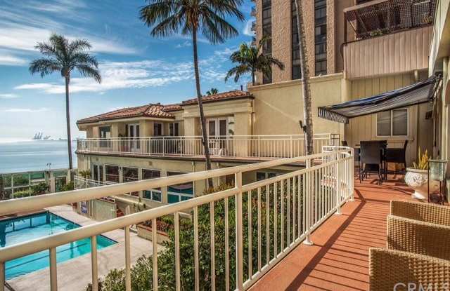 1800 Ocean Gallery 3
