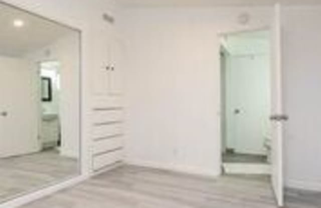 8216 Shirley Avenue Gallery 3